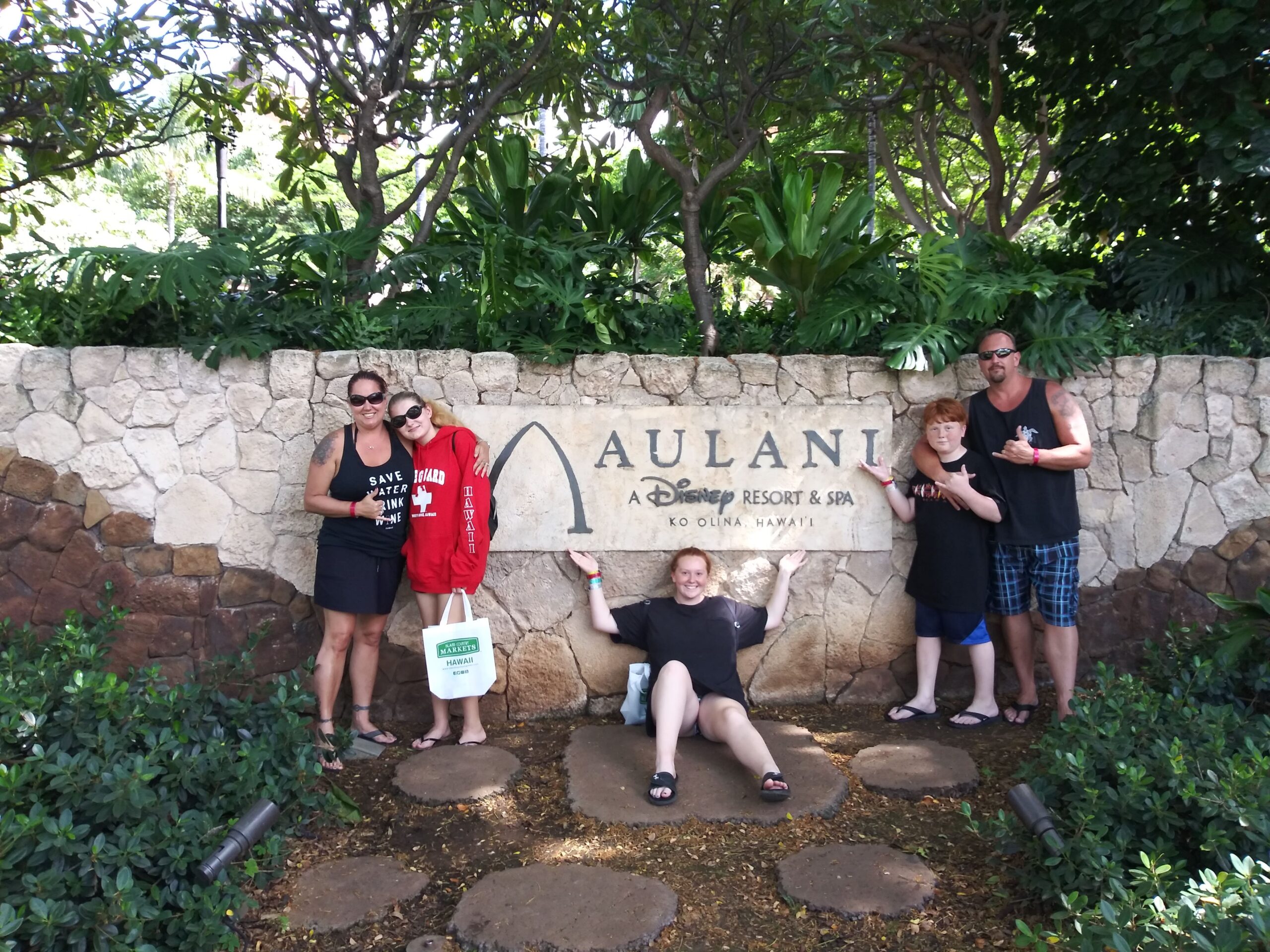 kenny and family at aulani